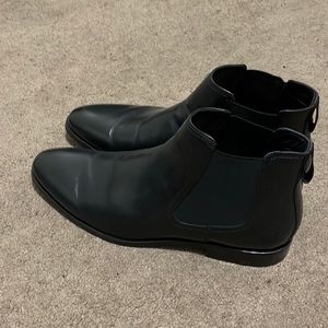 Aldo Leather Chelsea Boots Black Size 11 No Marks Stains or Spots